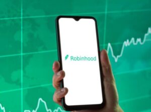 Robinhood Launches Social Network for Traders, Taking Aim at Reddit and X