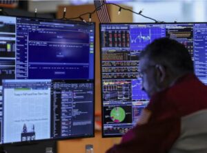 Clients Outperformed S&P 500 in 2025, Interactive Brokers Says